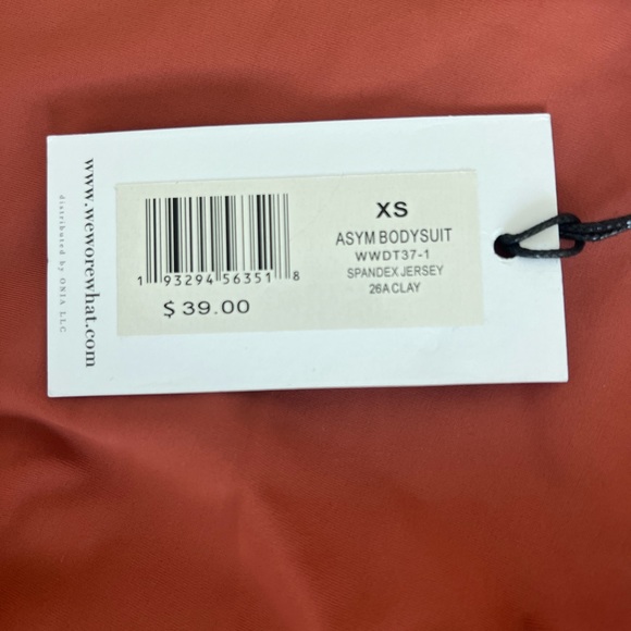 WeWoreWhat Asymmetrical Snap Enclosure Bodysuit - Picture 3 of 5